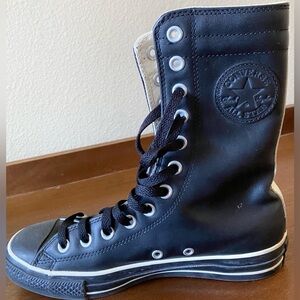 Converse Men Chuck Taylor All Star Leather High Top Sneaker Black M 5.5 / W 7.5